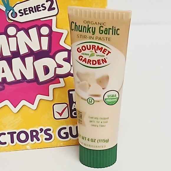 Zuru Mini Brands Series 2 Chunky Garlic Paste - Picture 2 of 5